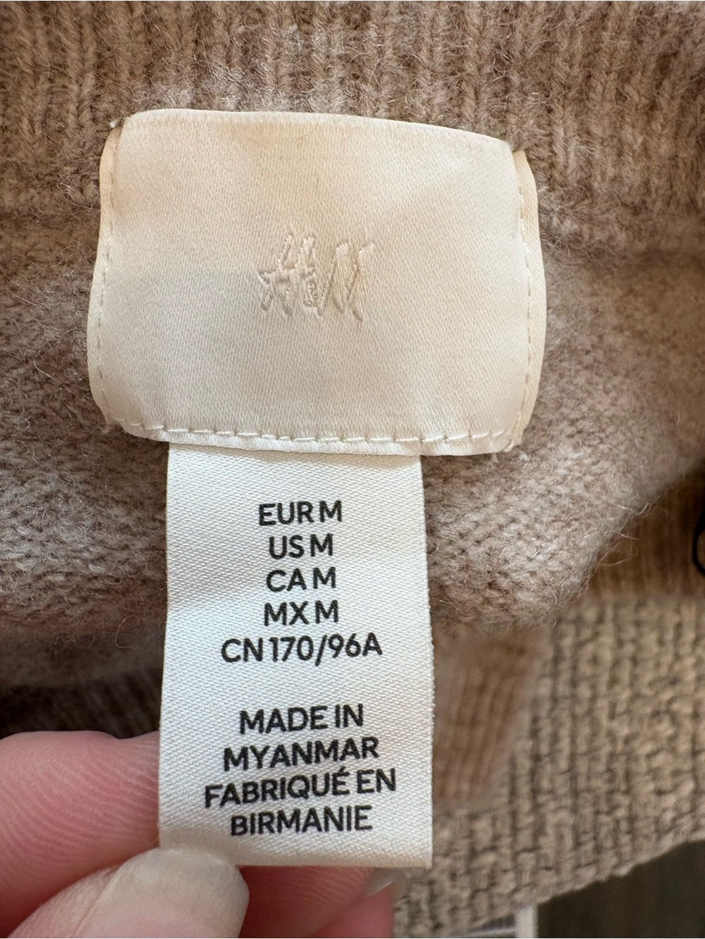 Ladies H&M Short-Sleeve Crewneck Sweater in Taupe - Picture 3 of 4
